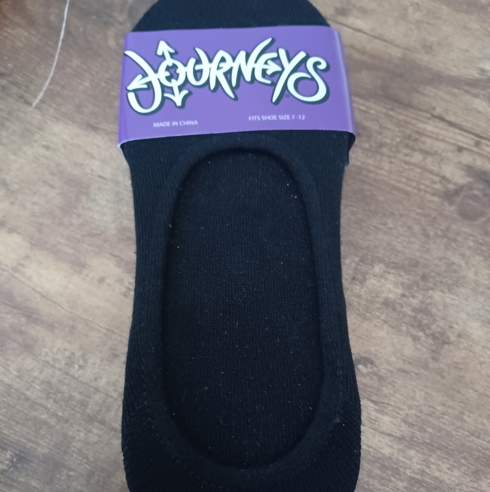 Journeys 5pk no show black socks